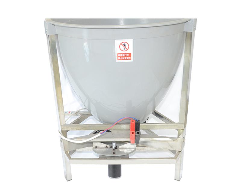 自動(dòng)投魚(yú)機(jī)